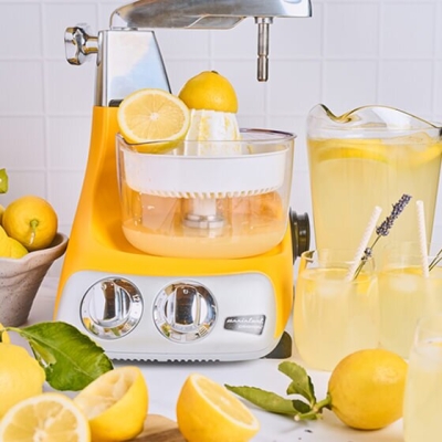 Zitronen-Limonade - Ankarsrum: Rezepte für leckere Drinks an warmen Tagen