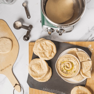 Fluffiges, weiches Pita Brot - Ankarsrum Baking Steel: Fladenbrot selber machen