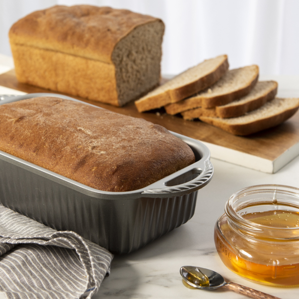 Nordic Ware - Classic Loaf Pan