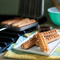 Nordic Ware - Waffle Dippers Pan