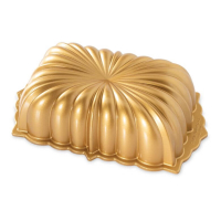 Nordic Ware - Classic Fluted Loaf Pan